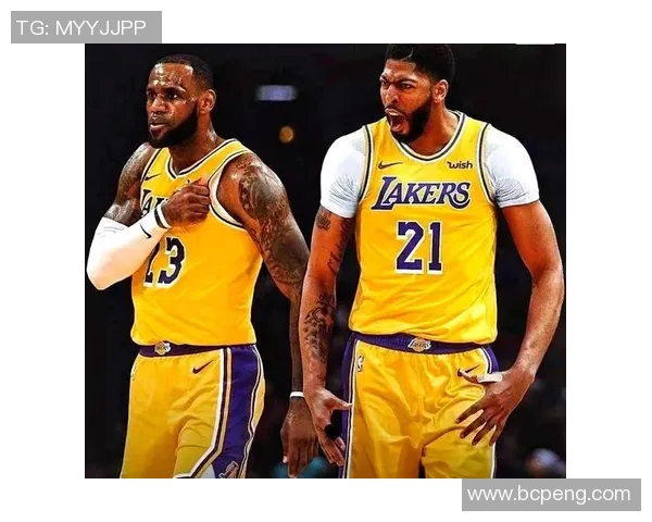 詹姆斯砍下三双领湖人大胜，带队连胜达到五场